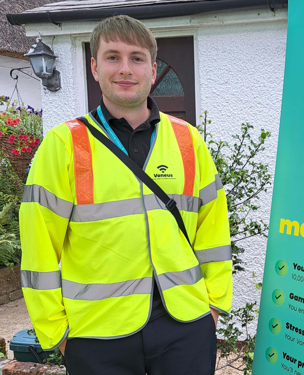 josh page field sales rep for voneus community service team