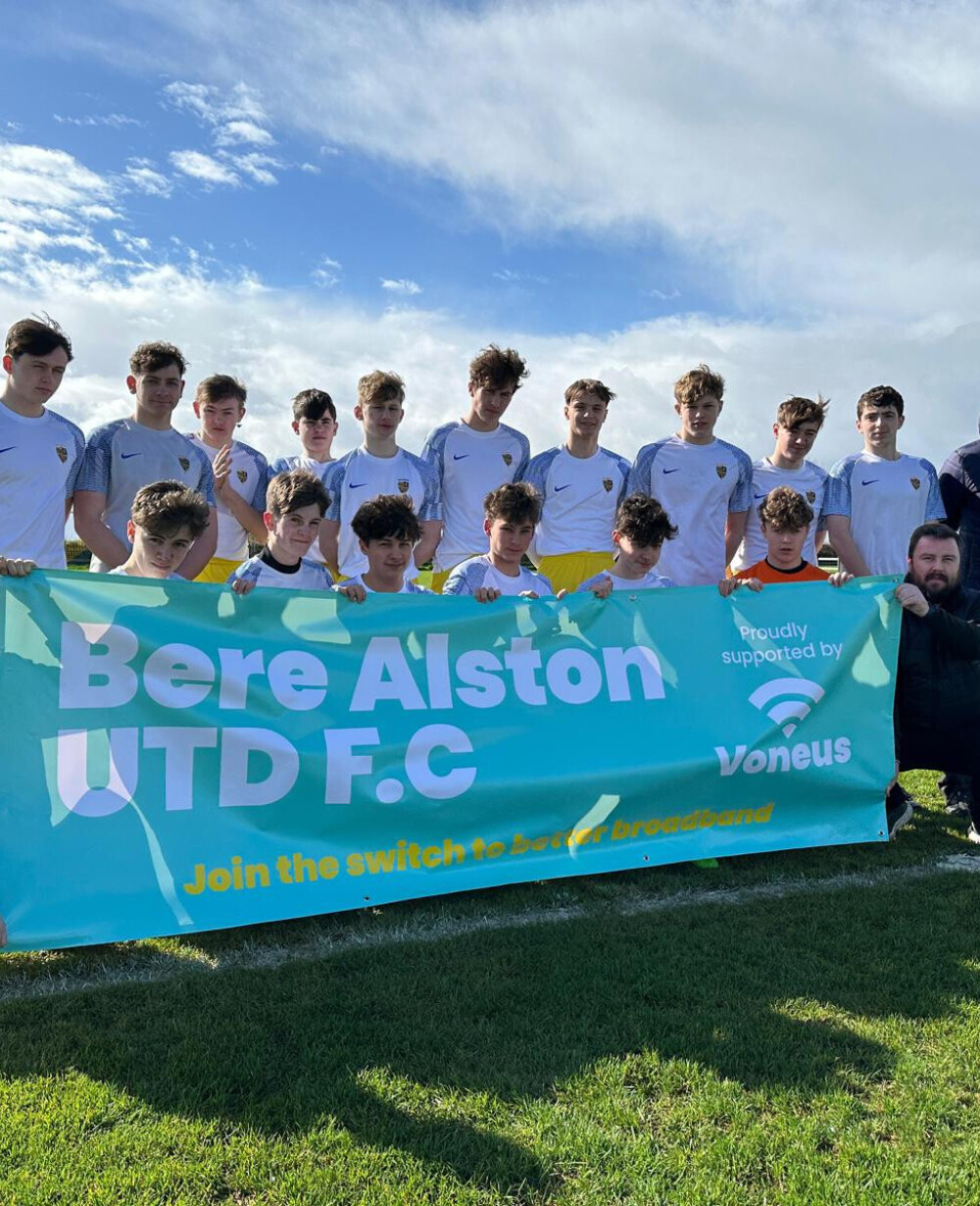 Voneus sponsors Bere Alston FC