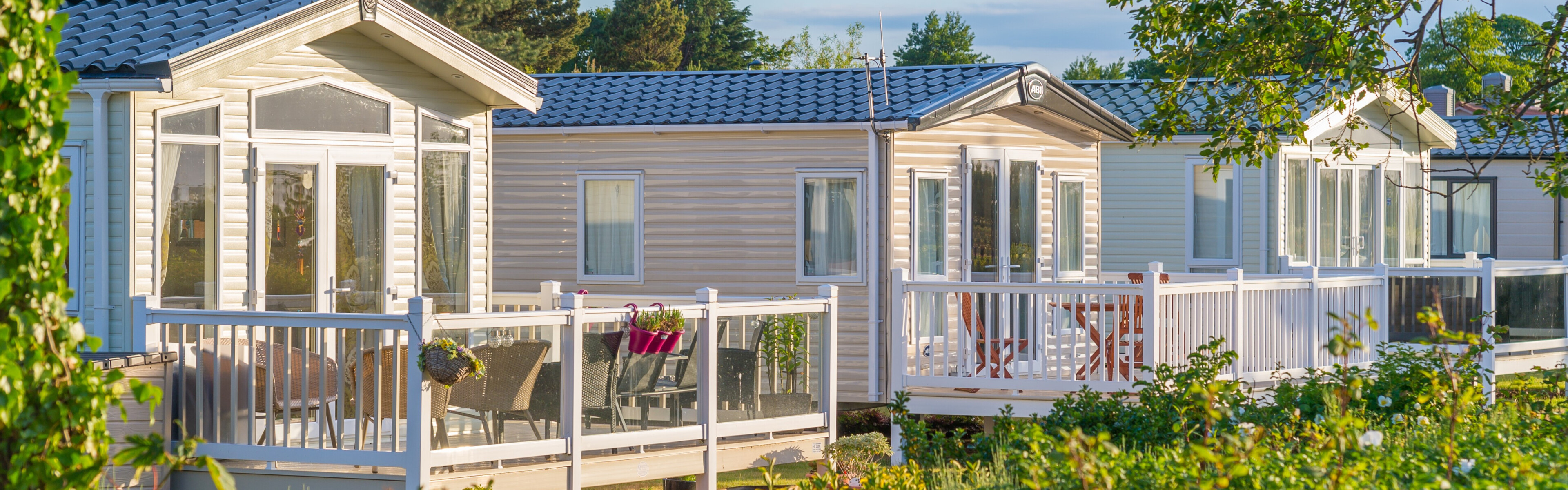 holiday park in the summer evening with voneus broadband