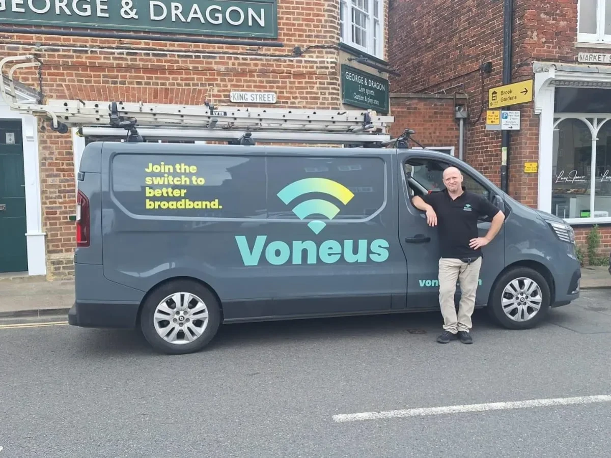 Voneus Broadband team member beside a branded Voneus van in Staffordshire