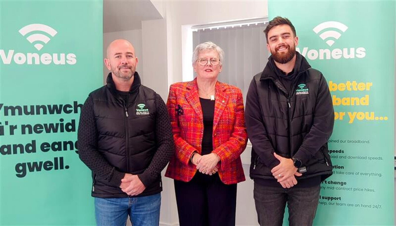 Carmarthenshire County Council and Voneus partner to enhance rural connections