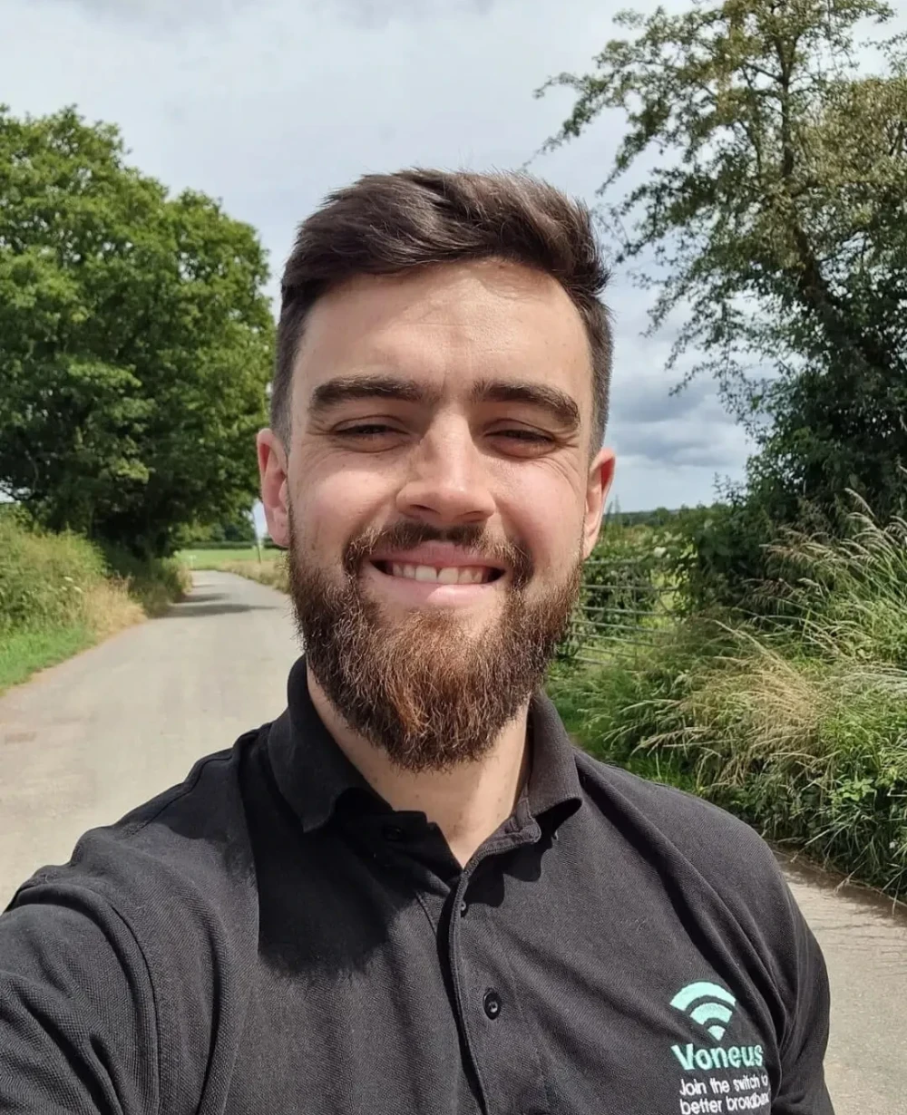 Voneus local broadband team member supporting rural communities in Carmarthenshire