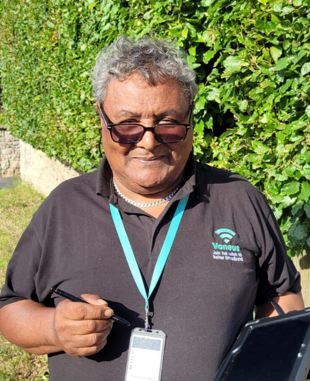 Voneus local broadband team member supporting rural communities in Lancashire